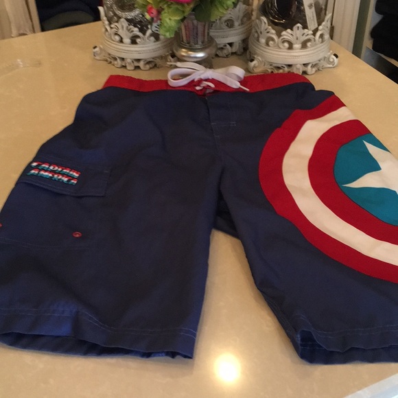 Marvel Other - Men’s Captain America swimsuit by Marvel